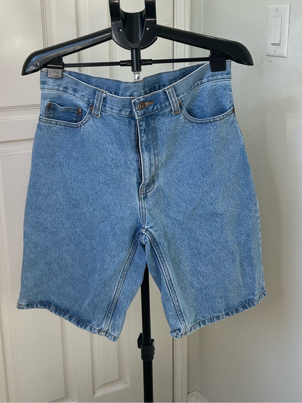 Faded Glory Vintage Style High Rise Bermuda Denim Jorts Size 30